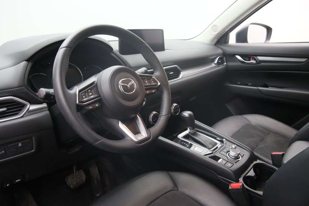 2023 Mazda CX-5 in Baie-Comeau, Quebec - 7 - w1024h768px
