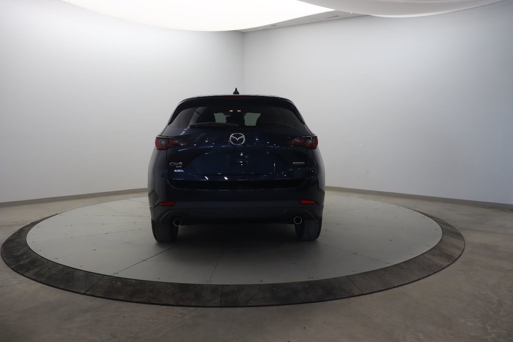 2025 Mazda CX-5 in Baie-Comeau, Quebec - 5 - w1024h768px