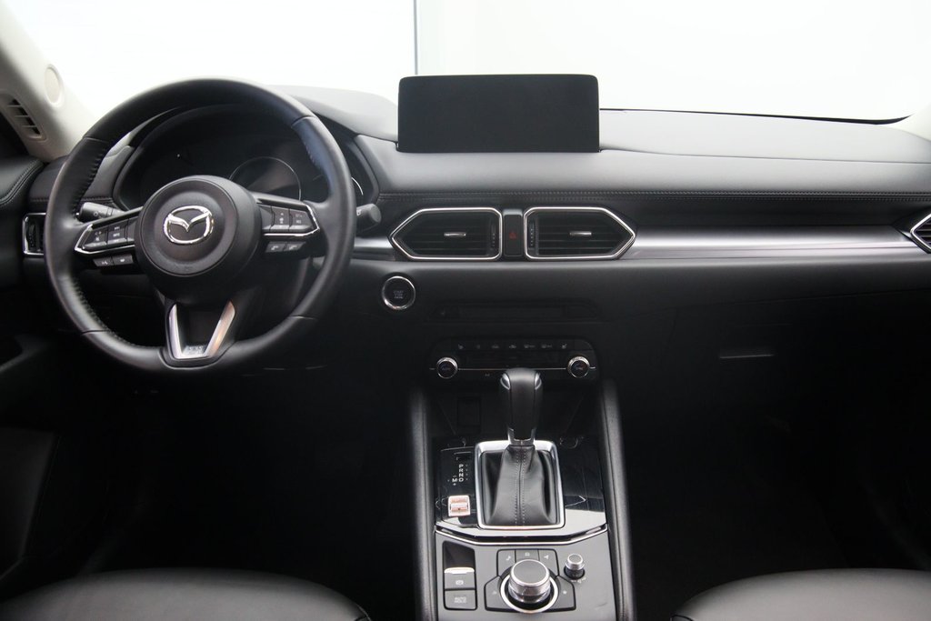 2025 Mazda CX-5 in Baie-Comeau, Quebec - 10 - w1024h768px