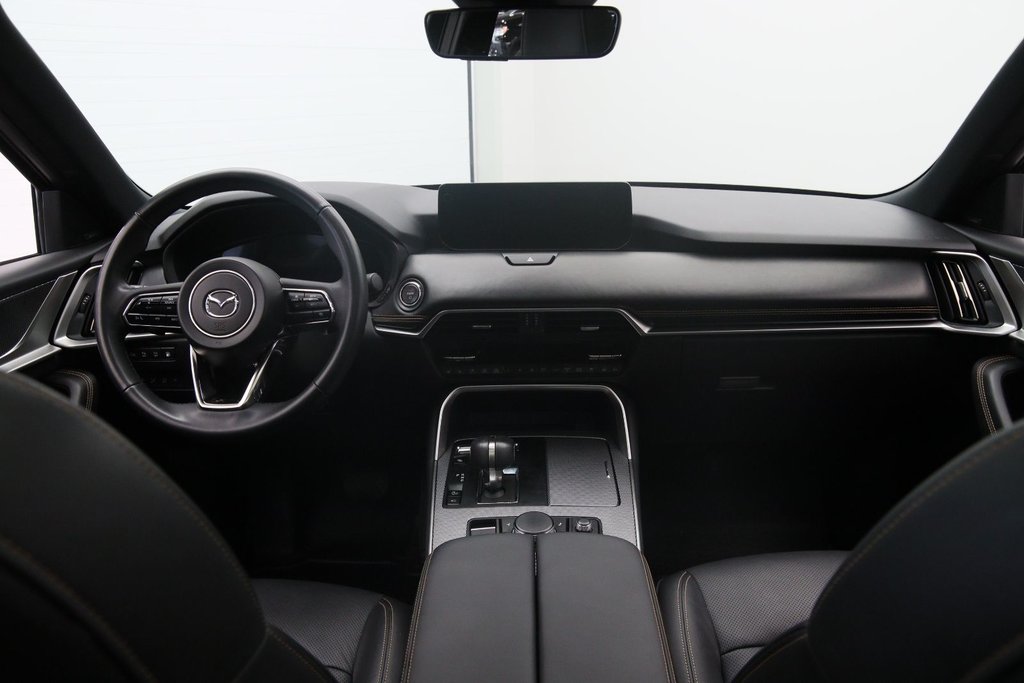 2025 Mazda CX-70 PHEV in Baie-Comeau, Quebec - 11 - w1024h768px
