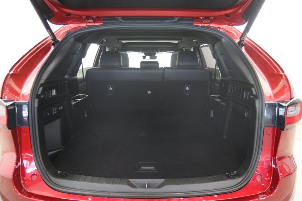 2025 Mazda CX-70 PHEV in Baie-Comeau, Quebec - 19 - w1024h768px