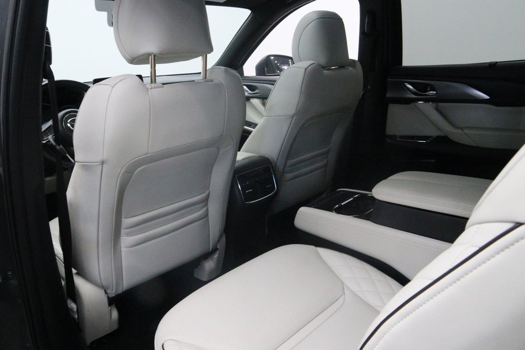 2022 Mazda CX-9 in Sept-Îles, Quebec - 8 - w1024h768px
