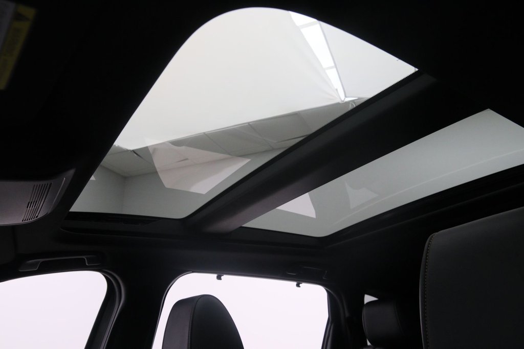 2024 Mazda CX-90 MHEV in Jonquière, Quebec - 8 - w1024h768px