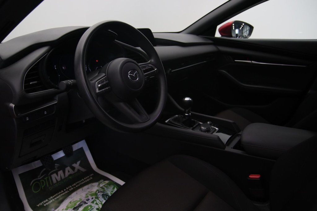 2021 Mazda 3 Sport in Jonquière, Quebec - 6 - w1024h768px