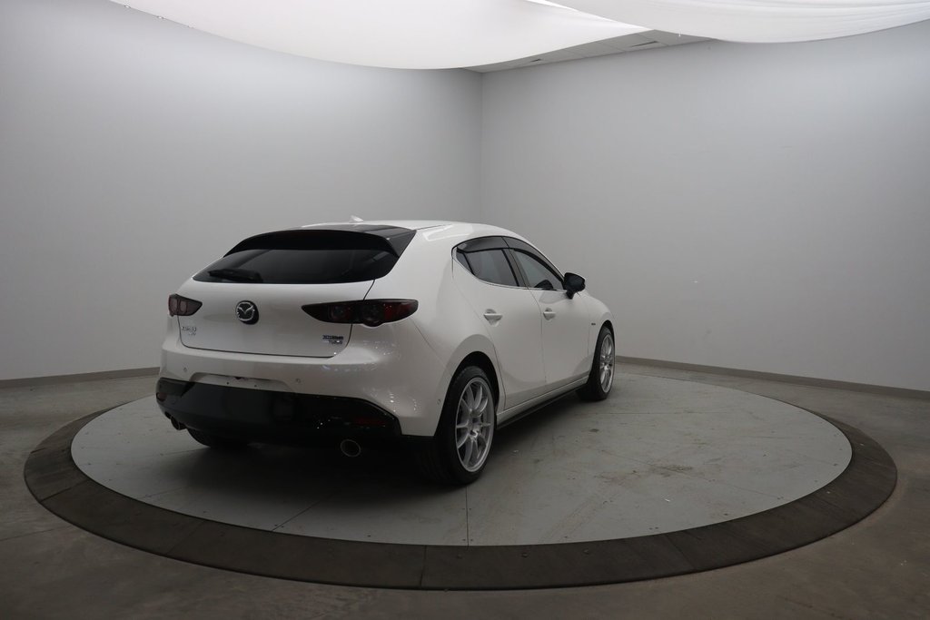 2021 Mazda 3 Sport 100th Anniversary Edition in Jonquière, Quebec - 4 - w1024h768px