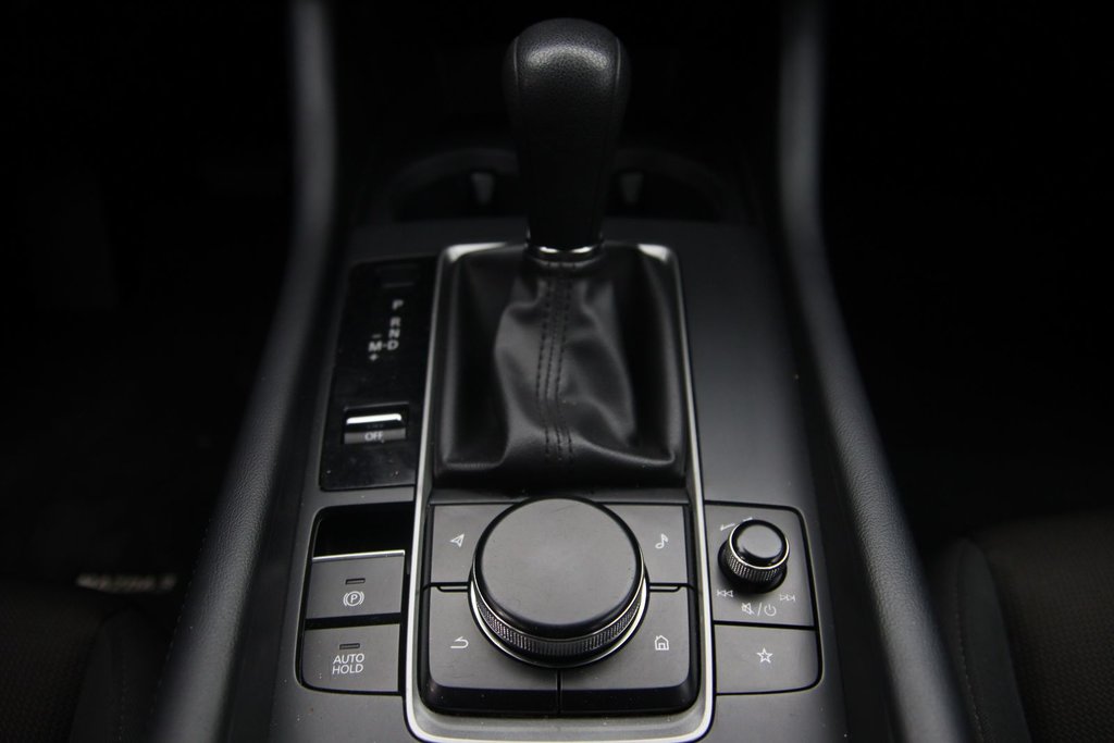 2022 Mazda 3 in Baie-Comeau, Quebec - 13 - w1024h768px