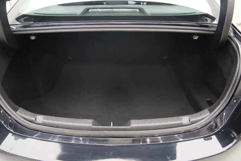 2022 Mazda 3 in Baie-Comeau, Quebec - 17 - w1024h768px