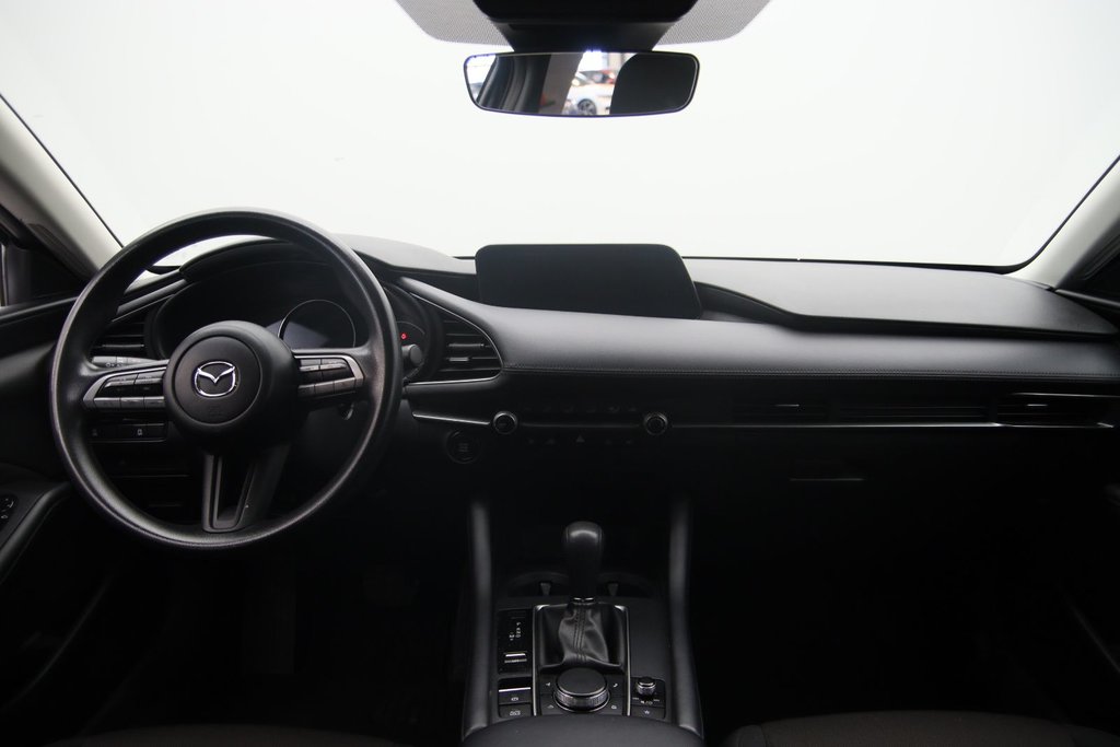 2022 Mazda 3 in Baie-Comeau, Quebec - 10 - w1024h768px