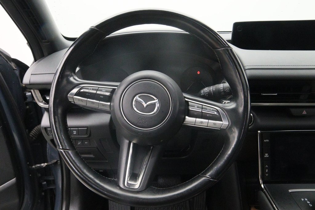 2022 Mazda MX-30 EV GT in Chicoutimi, Quebec - 11 - w1024h768px