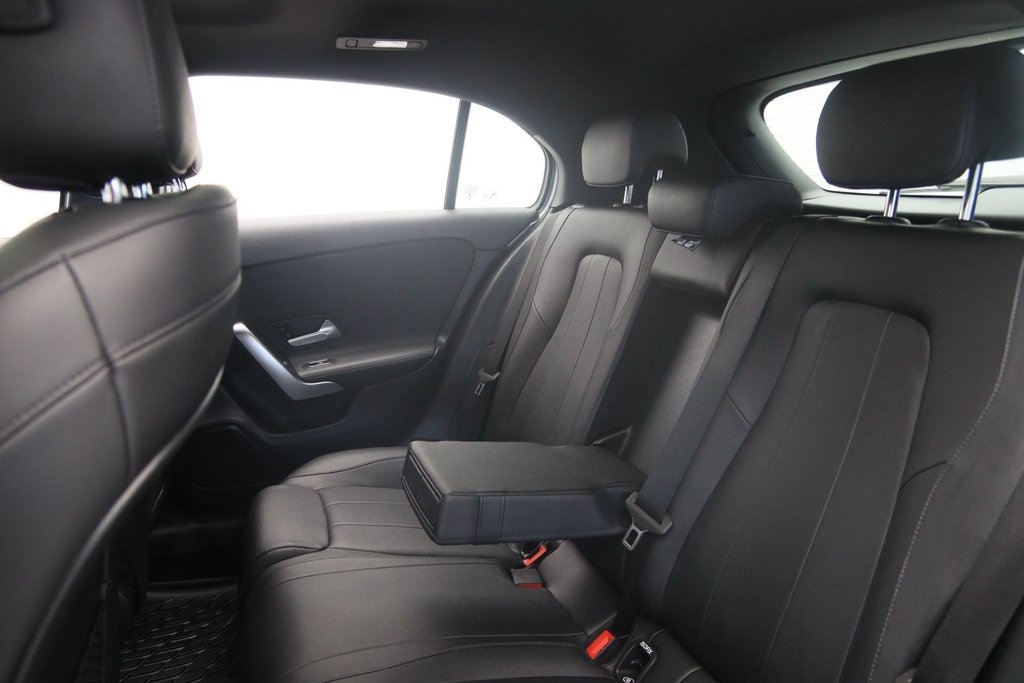 2019 Mercedes-Benz A-Class in Baie-Comeau, Quebec - 9 - w1024h768px