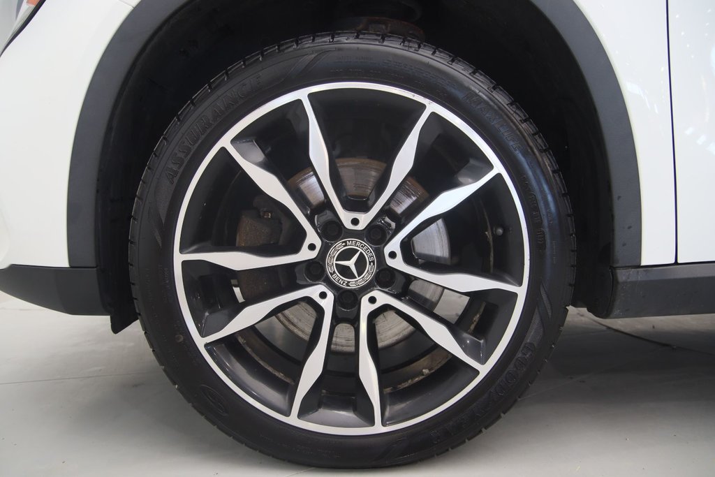 2018 Mercedes-Benz GLA 250 in Chicoutimi, Quebec - 19 - w1024h768px