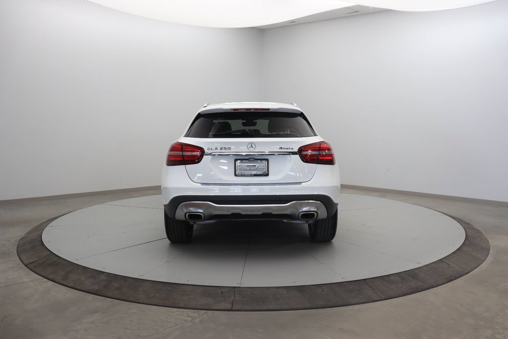 2018 Mercedes-Benz GLA 250 in Chicoutimi, Quebec - 5 - w1024h768px