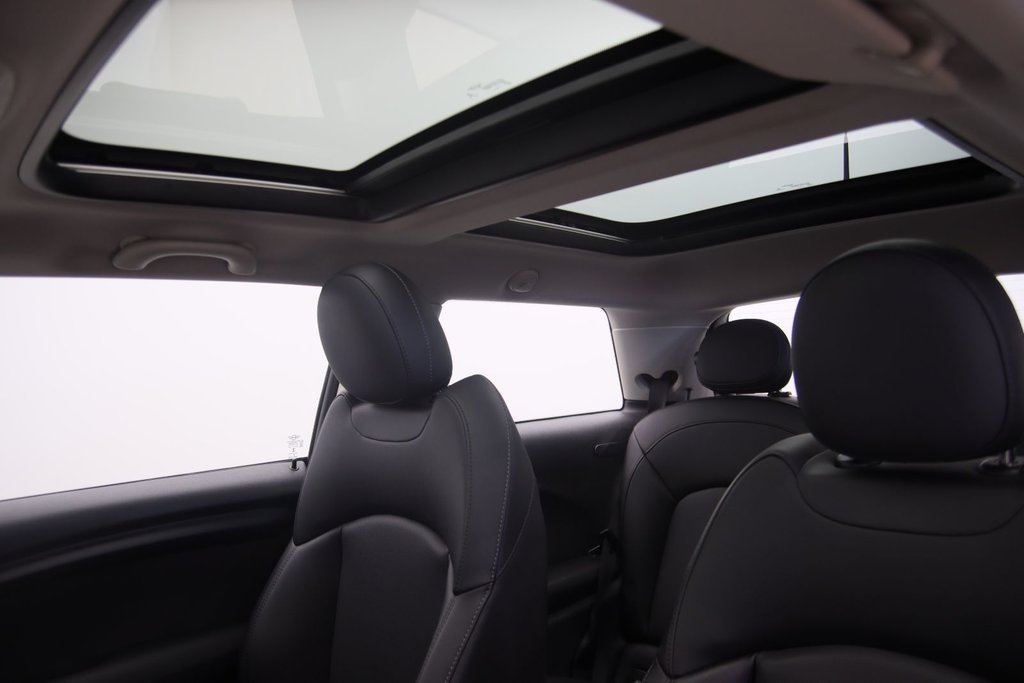 2019 MINI 3 Door in Sept-Îles, Quebec - 8 - w1024h768px