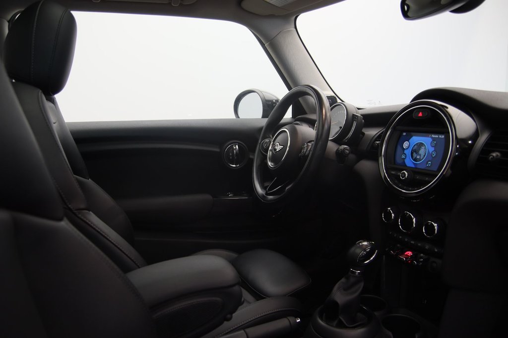 2019 MINI 3 Door in Sept-Îles, Quebec - 15 - w1024h768px