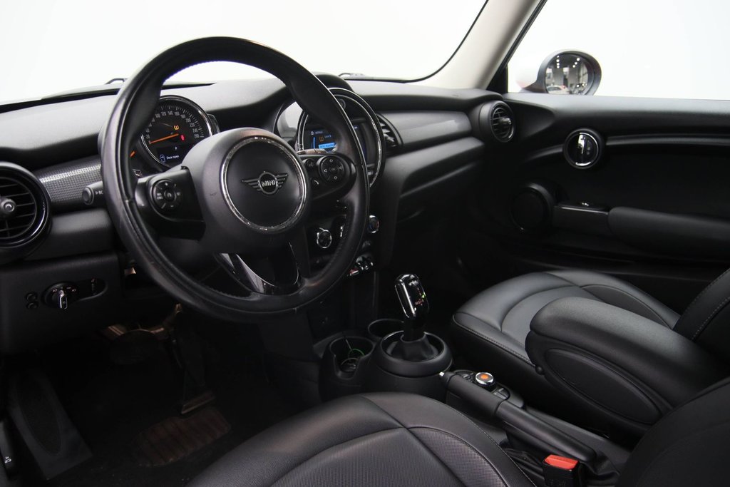 MINI 3 Door  2020 à Sept-Îles, Québec - 6 - w1024h768px