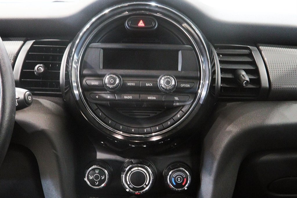 2015  Cooper Hardtop in Chicoutimi, Quebec - 11 - w1024h768px