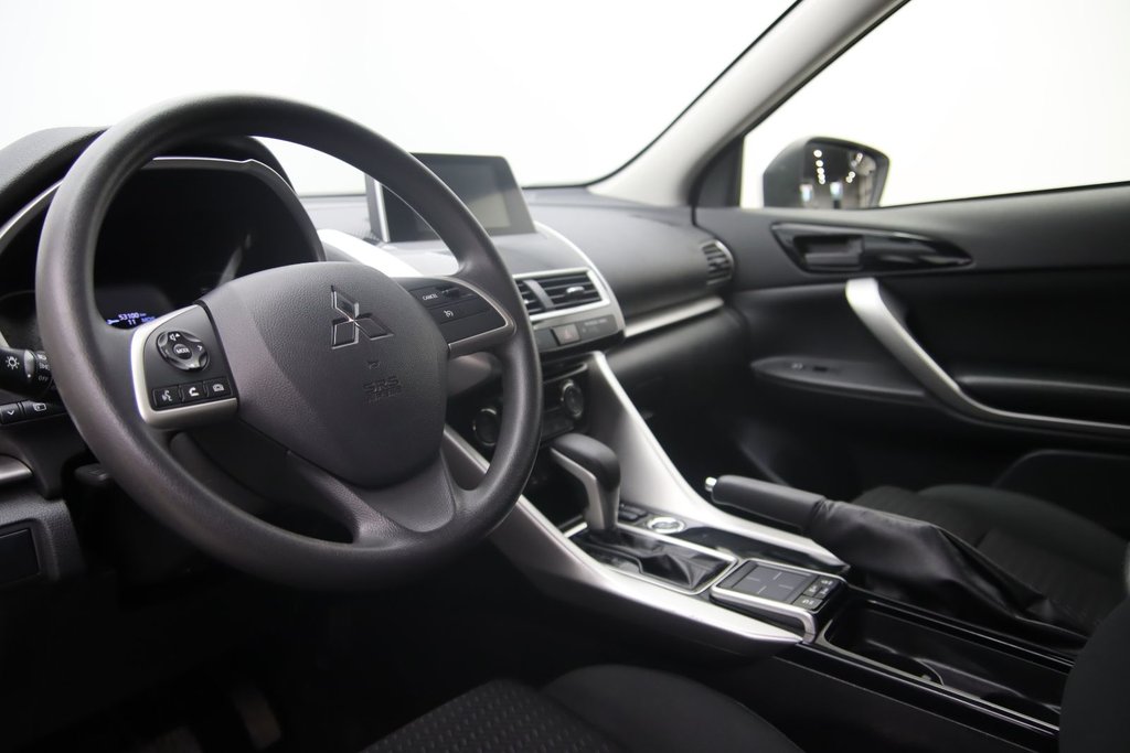 2020 Mitsubishi Eclipse Cross in Sept-Îles, Quebec - 6 - w1024h768px