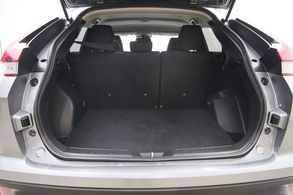 2022 Mitsubishi ECLIPSE CROSS in Jonquière, Quebec - 17 - w1024h768px