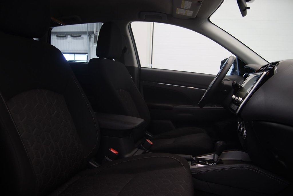 Mitsubishi RVR  2022 à Jonquière, Québec - 15 - w1024h768px