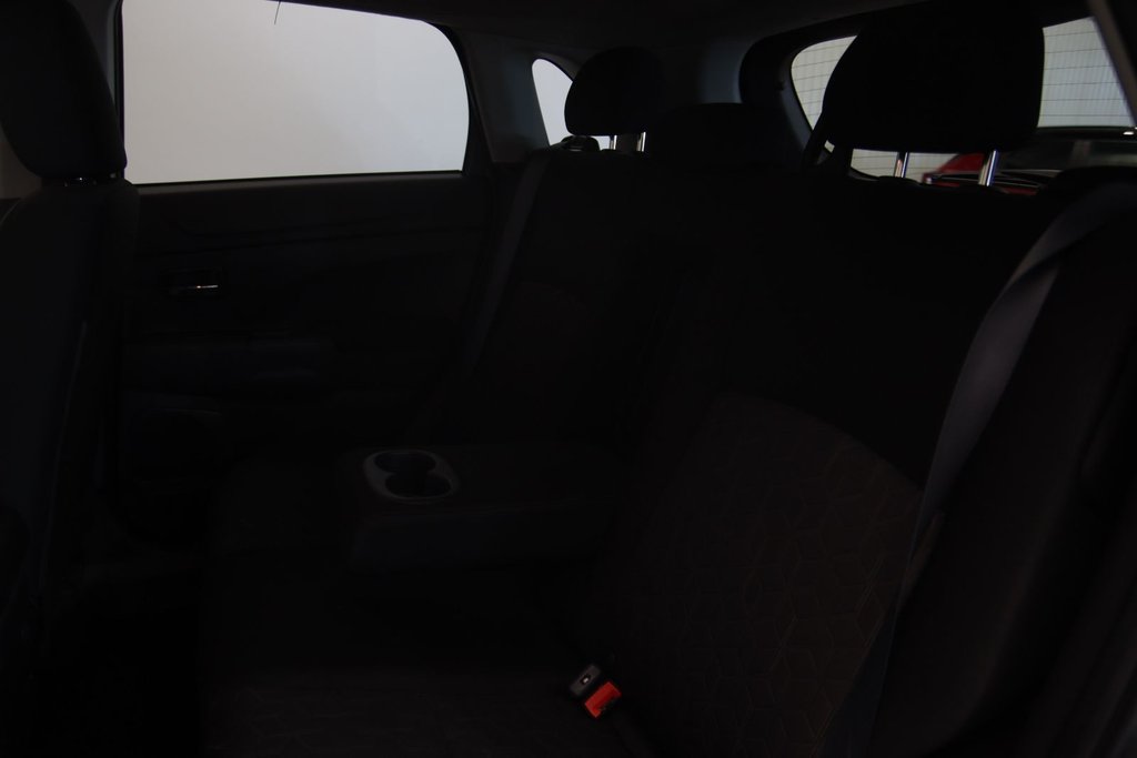Mitsubishi RVR  2022 à Jonquière, Québec - 9 - w1024h768px