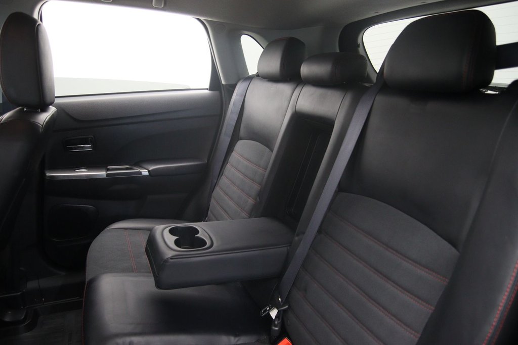 2024 Mitsubishi RVR in Sept-Îles, Quebec - 8 - w1024h768px