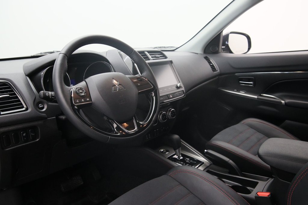 2024 Mitsubishi RVR in Sept-Îles, Quebec - 7 - w1024h768px