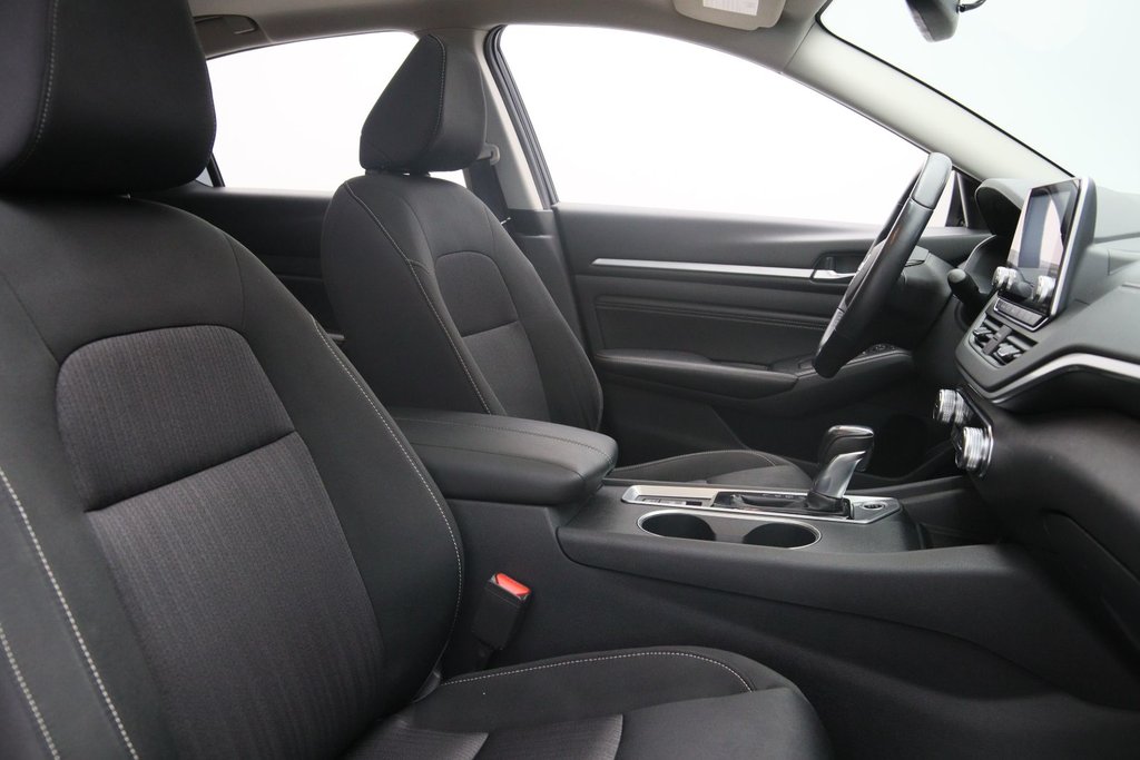2019 Nissan Altima in Jonquière, Quebec - 15 - w1024h768px
