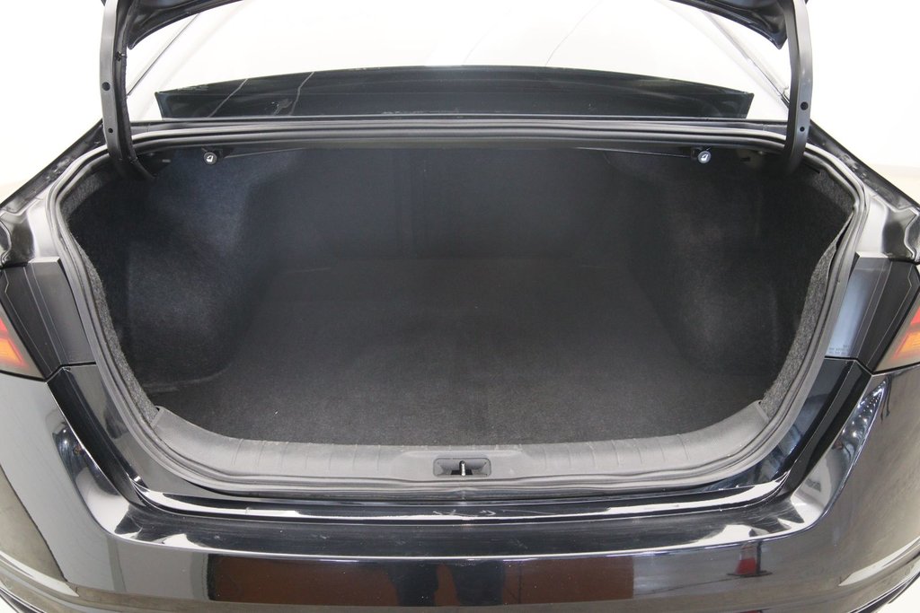 2019 Nissan Altima in Jonquière, Quebec - 17 - w1024h768px