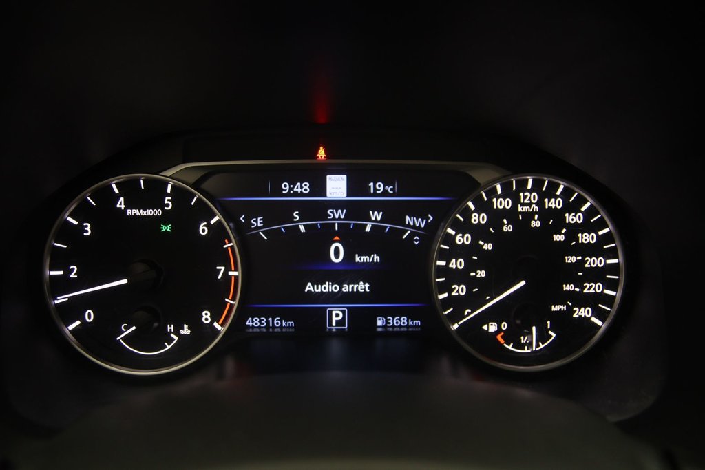2020 Nissan Altima 2.5 Platinum in Chicoutimi, Quebec - 13 - w1024h768px
