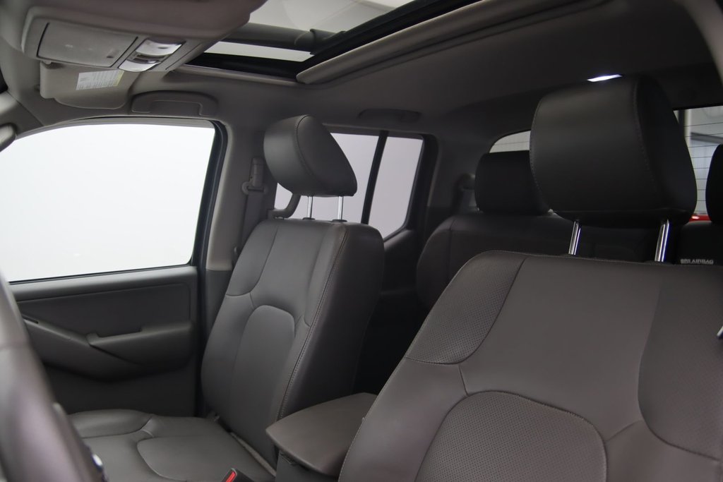 2010 Nissan Frontier in Sept-Îles, Quebec - 7 - w1024h768px