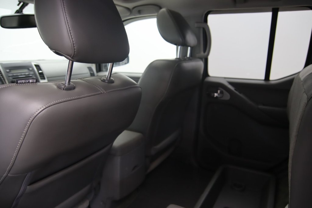 2010 Nissan Frontier in Sept-Îles, Quebec - 9 - w1024h768px