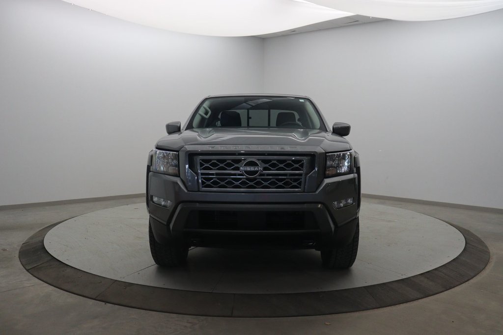 Nissan Frontier  2022 à Baie-Comeau, Québec - 2 - w1024h768px