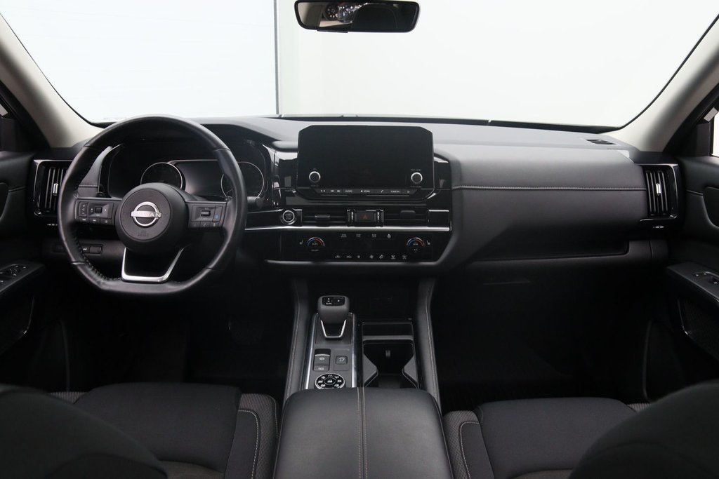 Nissan Pathfinder  2024 à Jonquière, Québec - 12 - w1024h768px