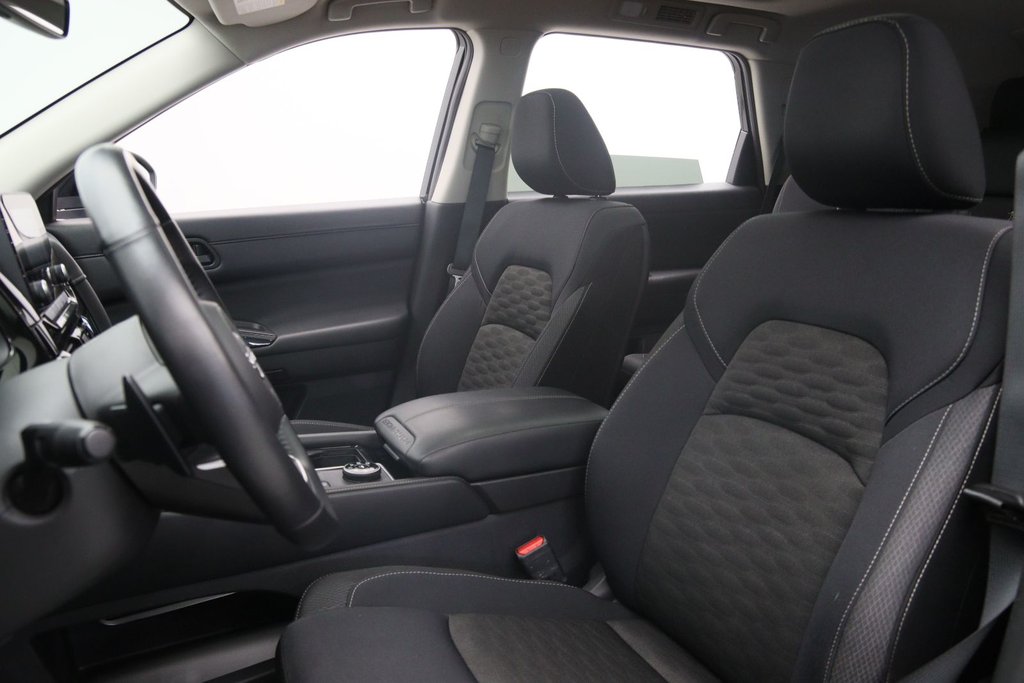 Nissan Pathfinder  2024 à Jonquière, Québec - 6 - w1024h768px