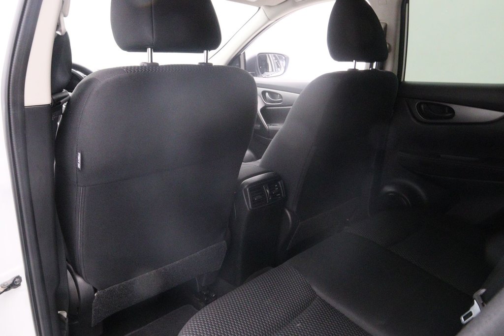2019 Nissan Qashqai in Sept-Îles, Quebec - 8 - w1024h768px