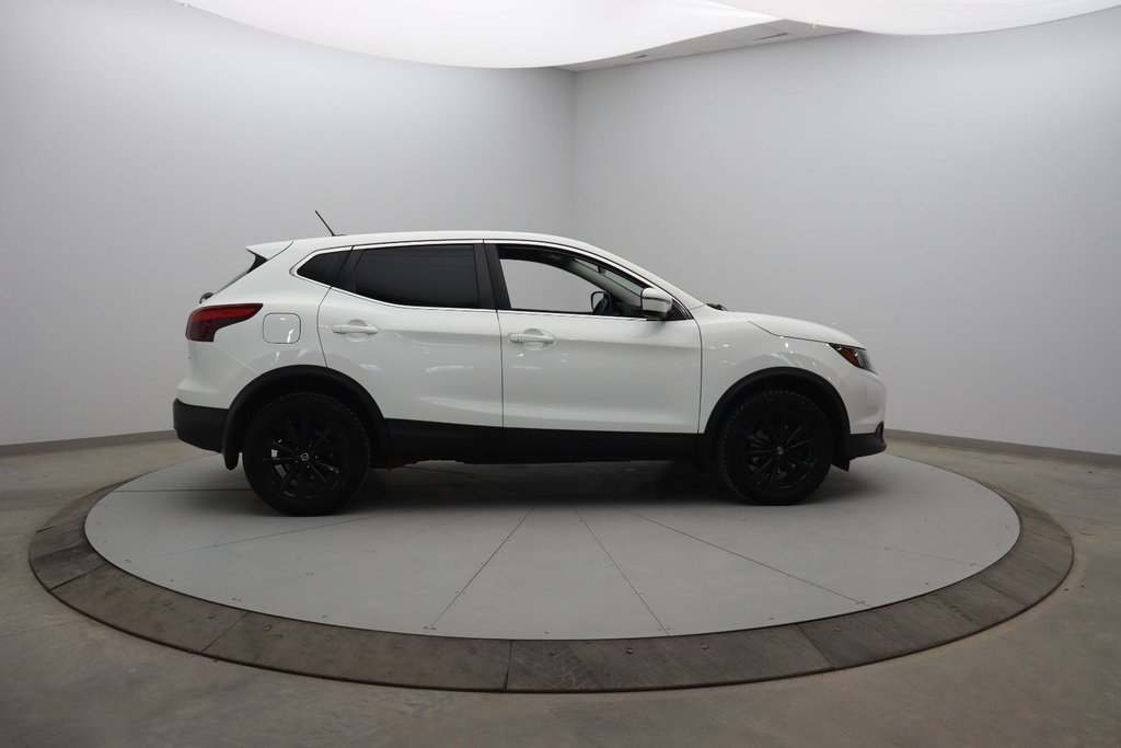 2019 Nissan Qashqai in Sept-Îles, Quebec - 3 - w1024h768px