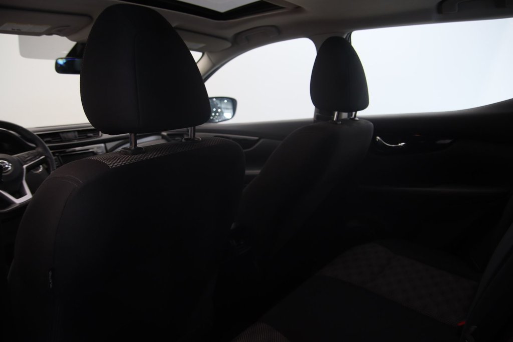 2020 Nissan Qashqai in Sept-Îles, Quebec - 9 - w1024h768px