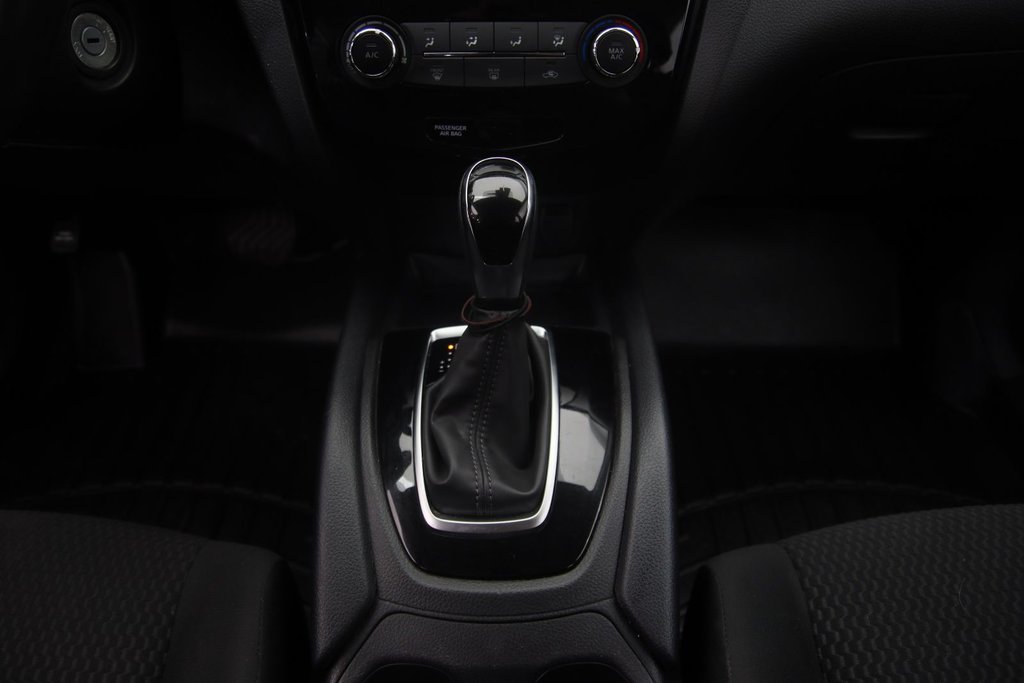 2021 Nissan Qashqai S in Chicoutimi, Quebec - 13 - w1024h768px