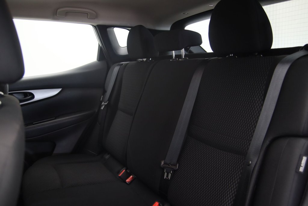 2021 Nissan Qashqai S in Chicoutimi, Quebec - 9 - w1024h768px