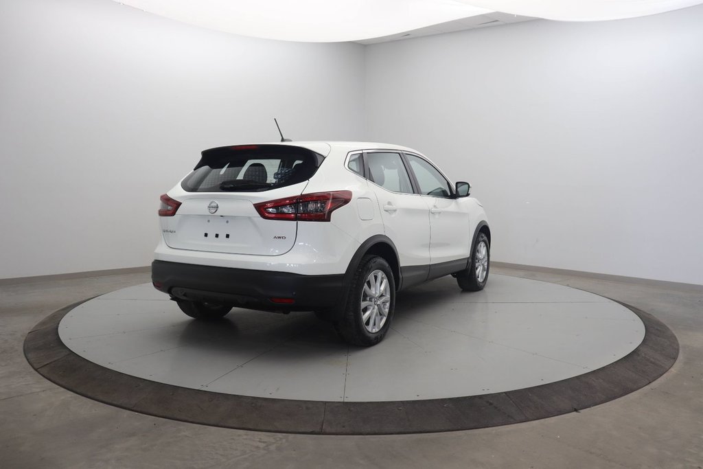 2021 Nissan Qashqai S in Chicoutimi, Quebec - 4 - w1024h768px