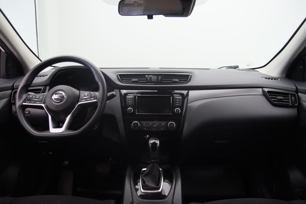 2021 Nissan Qashqai S in Chicoutimi, Quebec - 10 - w1024h768px