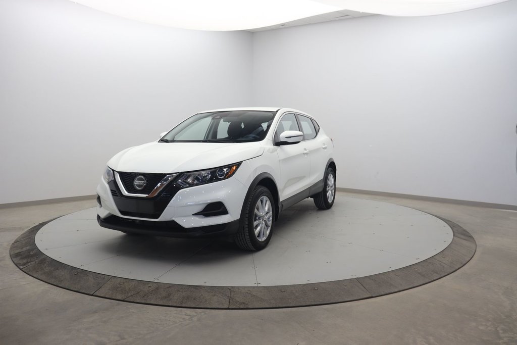 2023 Nissan Qashqai S in Chicoutimi, Quebec - 1 - w1024h768px
