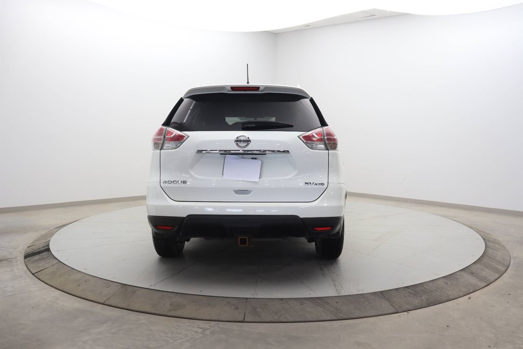 2016 Nissan Rogue in Chicoutimi, Quebec - 5 - w1024h768px