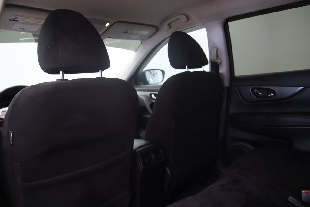 2016 Nissan Rogue in Baie-Comeau, Quebec - 8 - w1024h768px