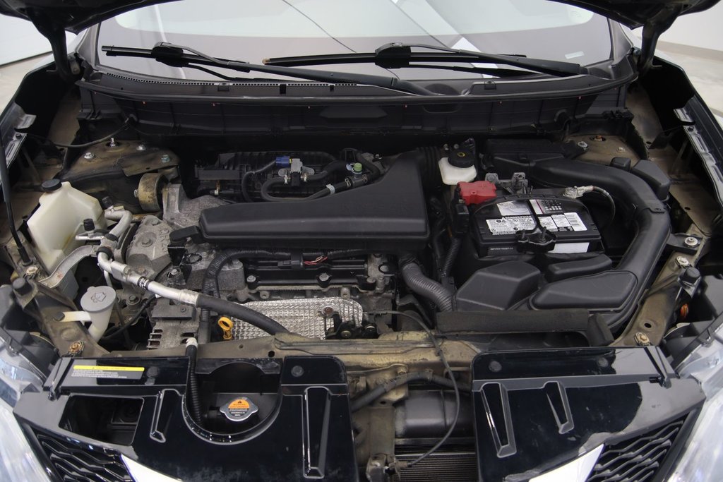 2016 Nissan Rogue in Baie-Comeau, Quebec - 16 - w1024h768px