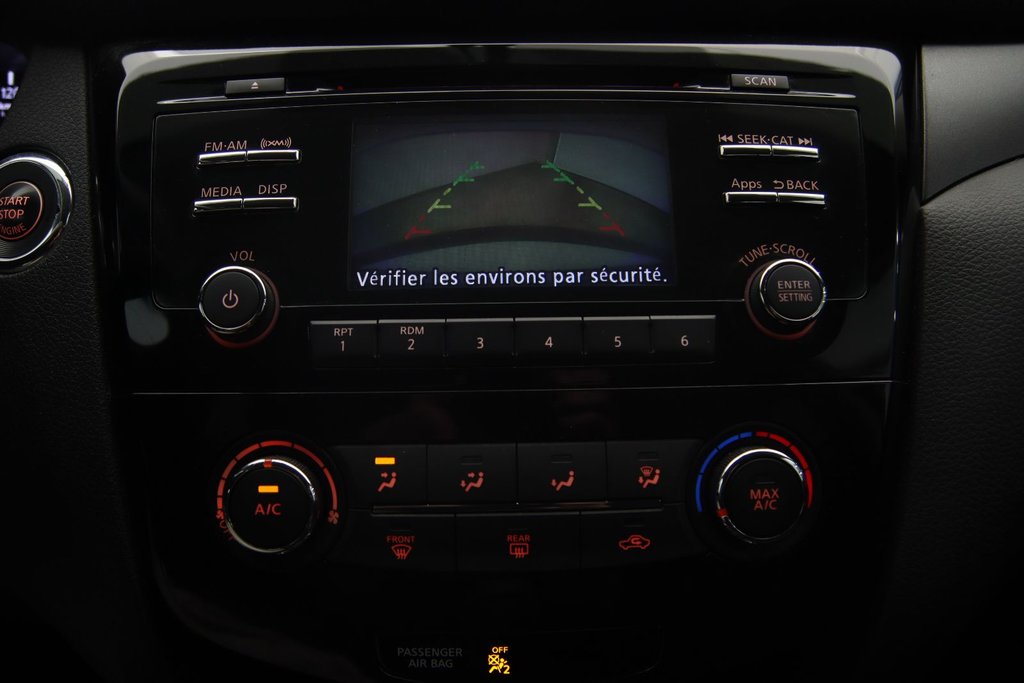 2016 Nissan Rogue in Baie-Comeau, Quebec - 14 - w1024h768px