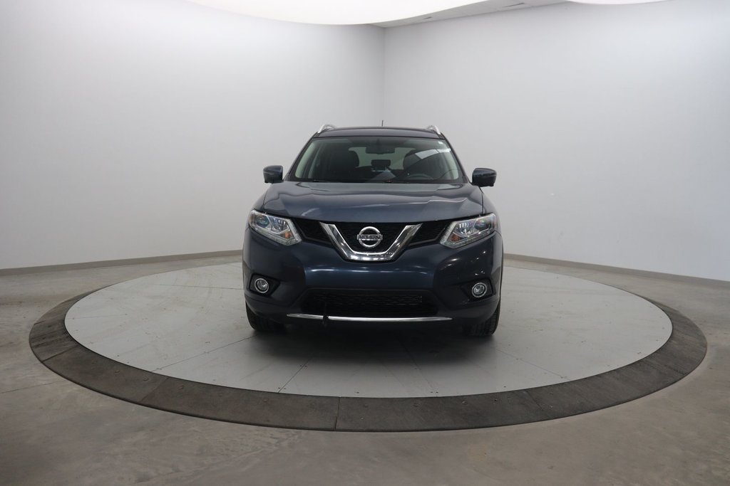 2016 Nissan Rogue in Jonquière, Quebec - 2 - w1024h768px