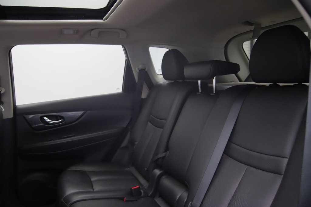 2016 Nissan Rogue in Jonquière, Quebec - 10 - w1024h768px