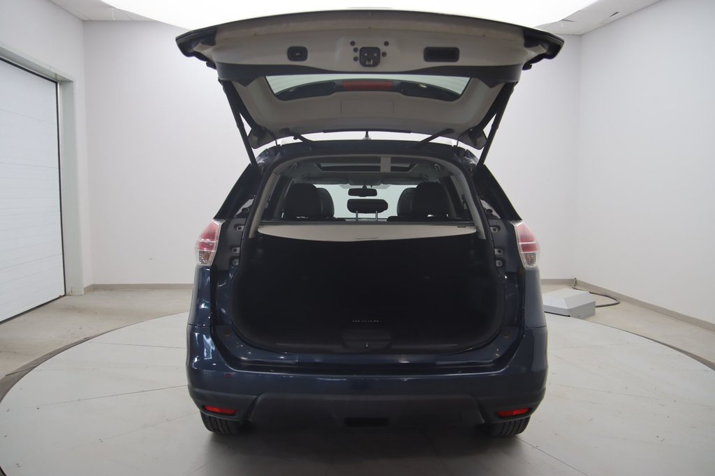 2016 Nissan Rogue in Jonquière, Quebec - 18 - w1024h768px