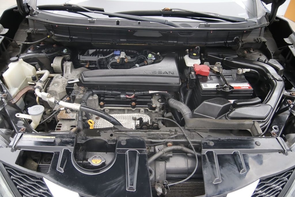 2016 Nissan Rogue in Jonquière, Quebec - 17 - w1024h768px
